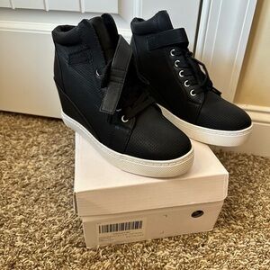 Black High-Top Women's Sneakers